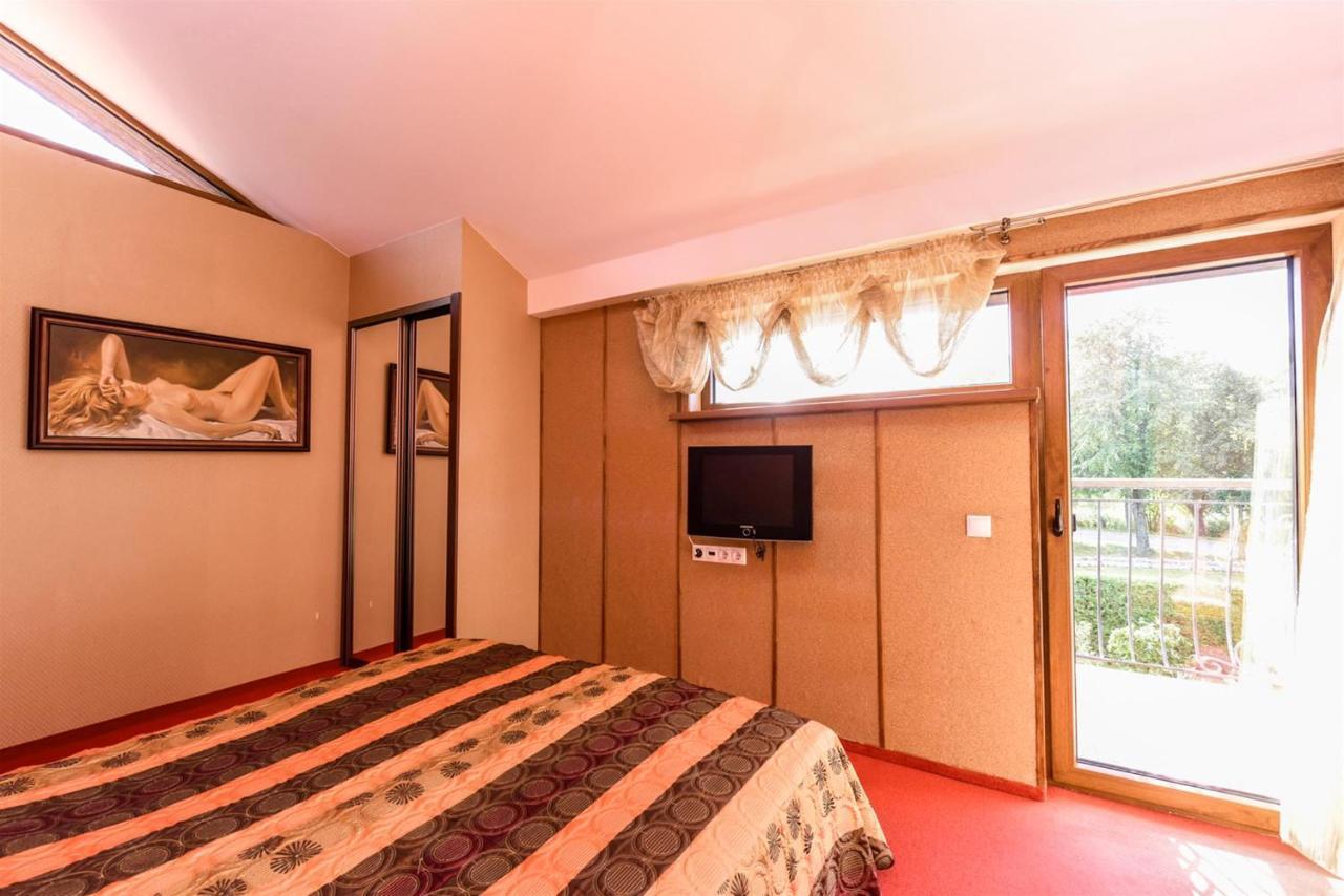 Villa Regina - Apartment Complex Resort In Швентой Экстерьер фото
